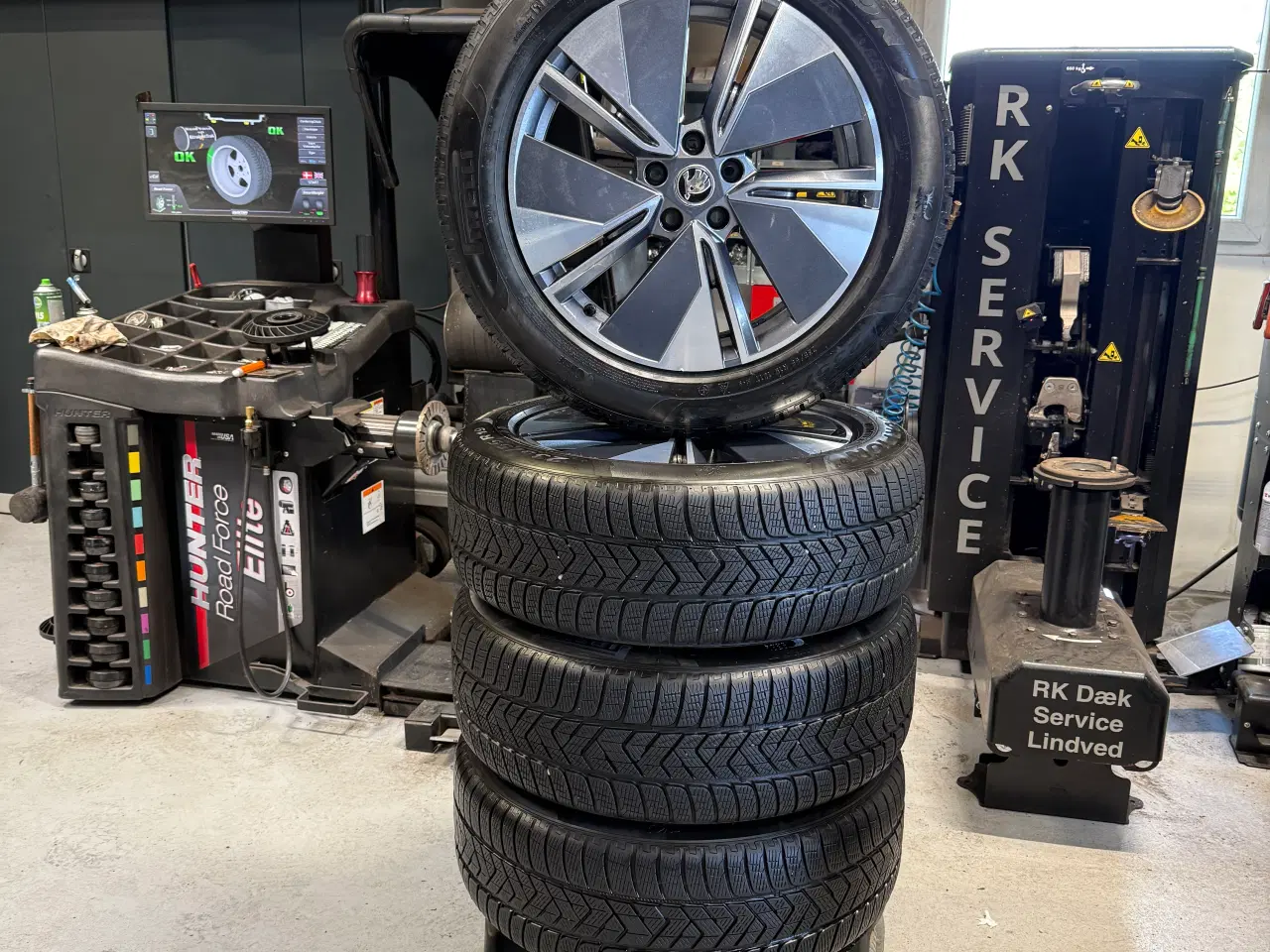 Billede 8 - Originale 19” Skoda enyaq fælge med vinterdæk