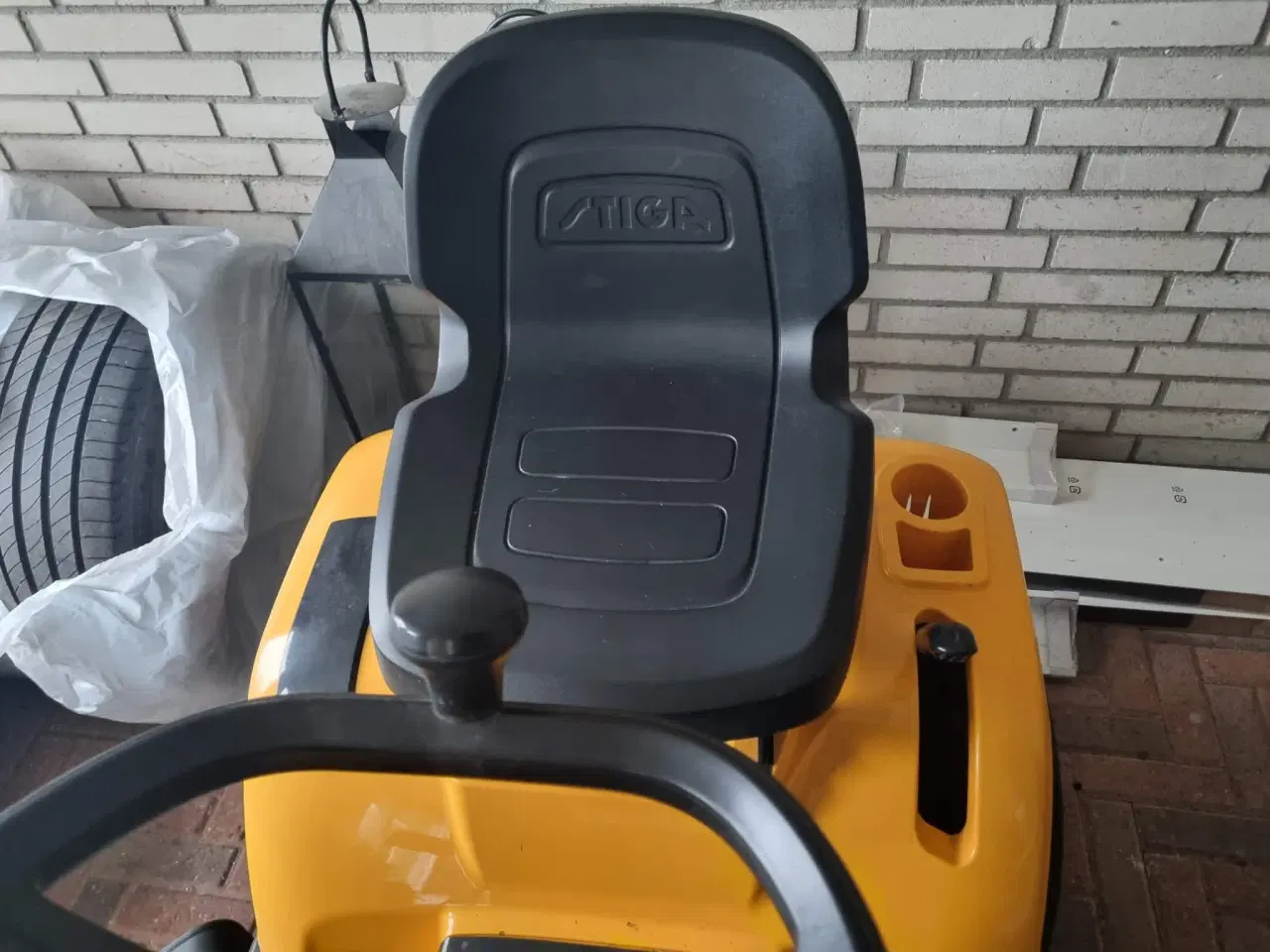 Billede 3 - Stiga havetraktor 