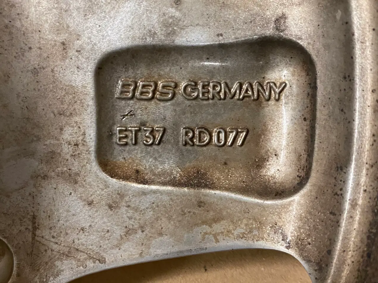 Billede 5 - Mercedes fælg Amg  7,5 x 17” ET 37 . 