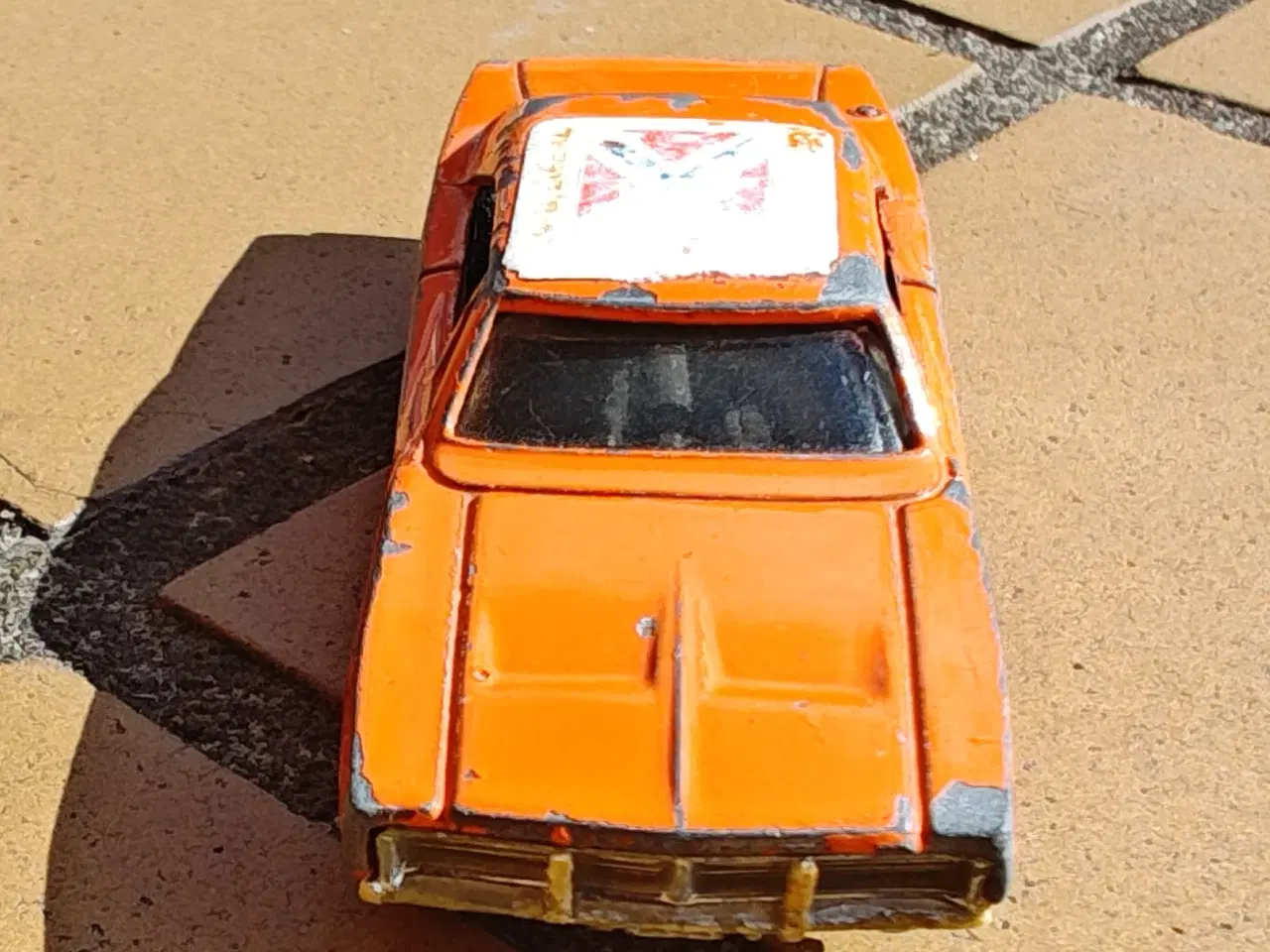 Billede 4 - Dukes of Hazzard General Lee Bil fra 1981