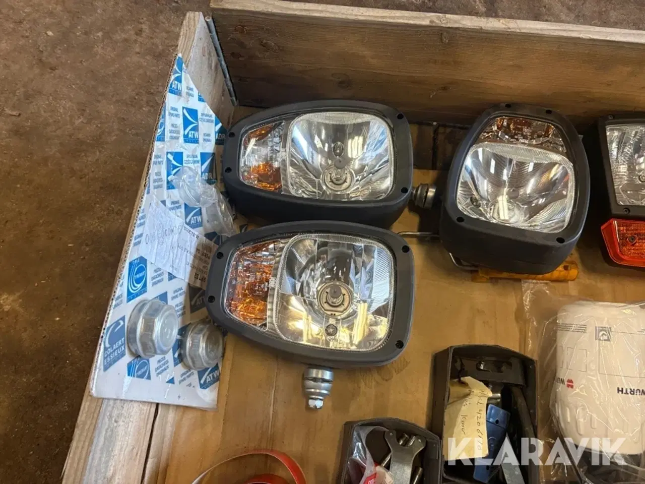 Billede 12 - Lot med reservedele - 5 paller