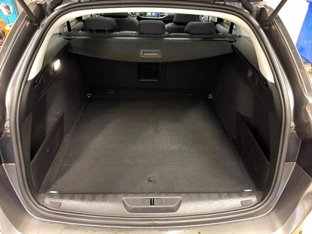 Billede 13 - Peugeot 308 1,6 BlueHDi 120 Allure Sky SW