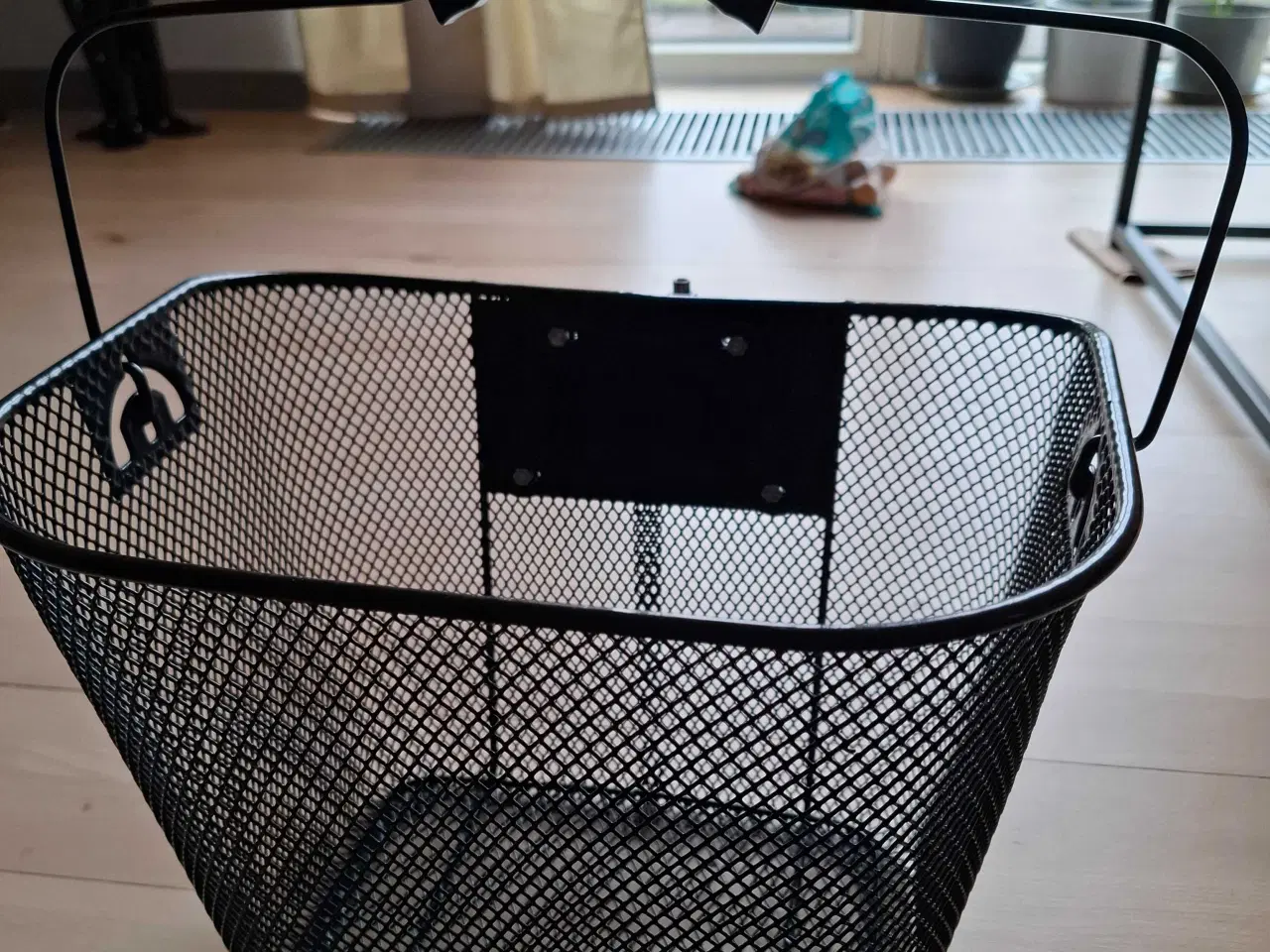 Billede 3 - Cykel kurv m Quick Release RESEVERET