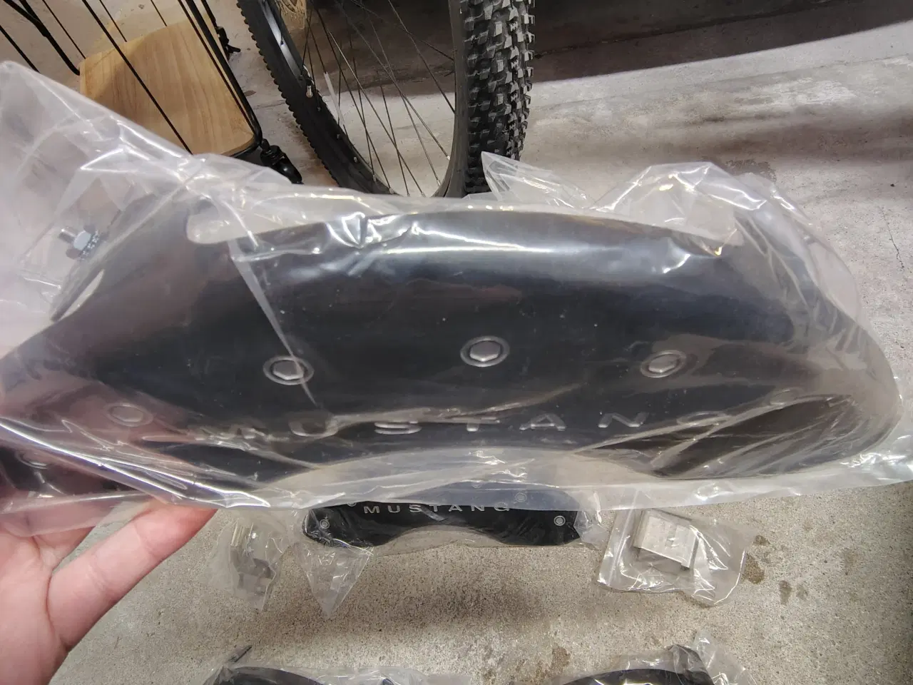 Billede 3 - Ford Mustang 04-09 dele