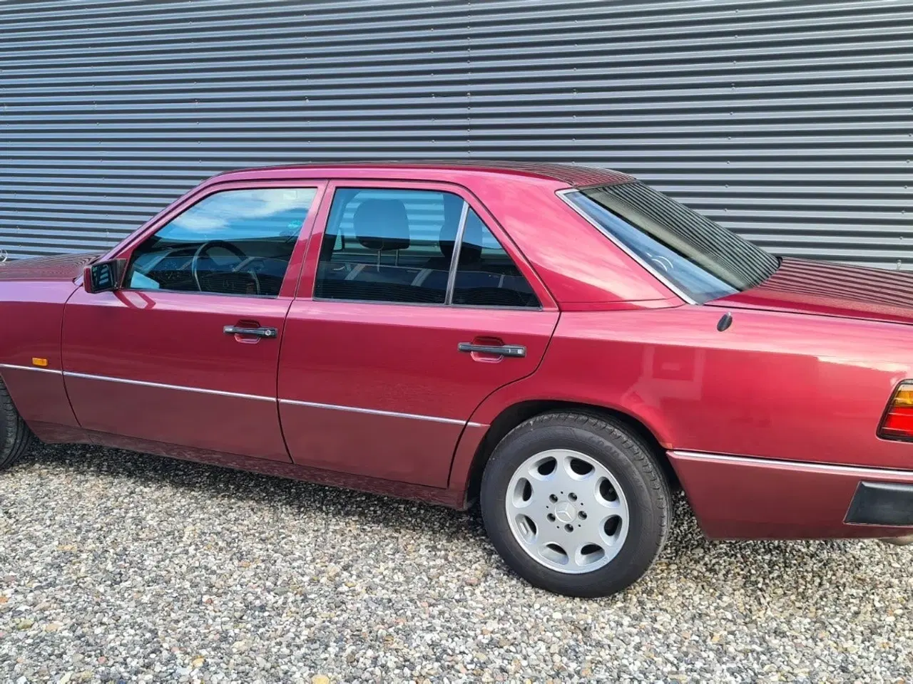 Billede 22 - Mercedes 220 E 2,2 aut.
