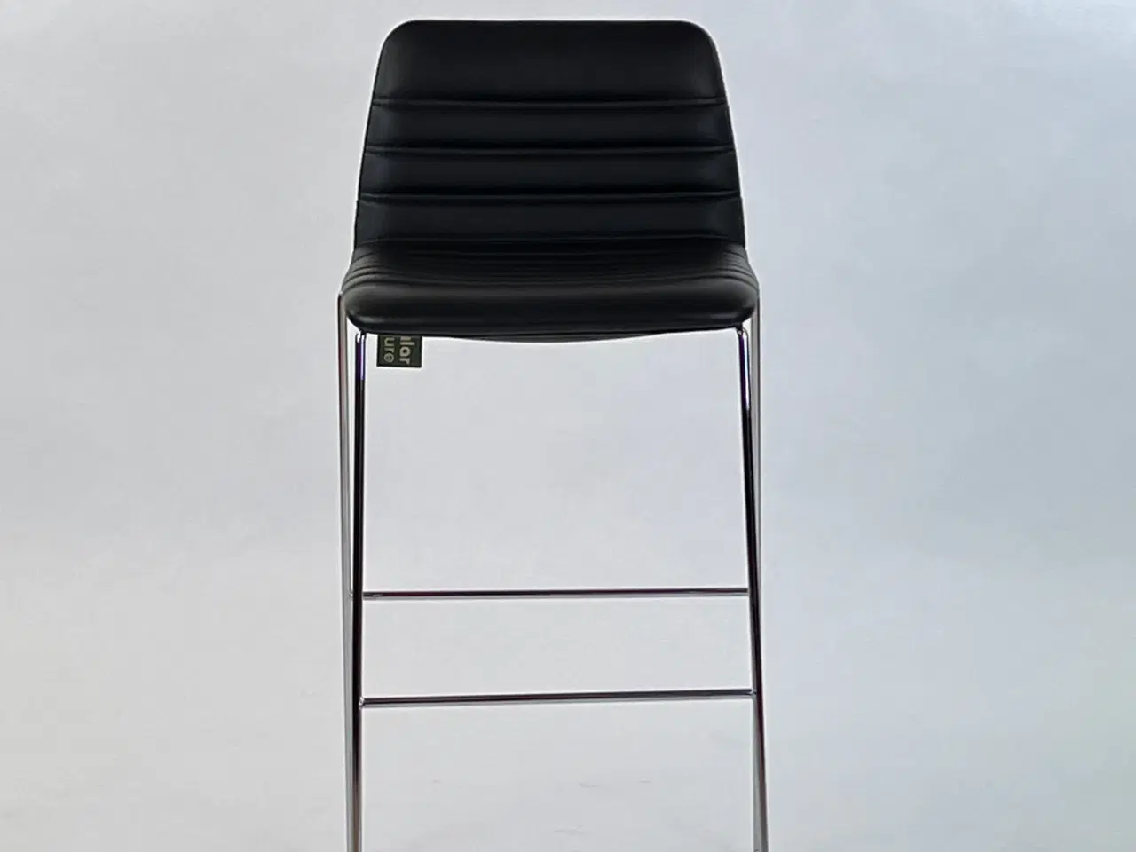 Billede 2 - Paustian - Spinal Chair 44, Sled base chrome, Counter height | Channel stitching, læder