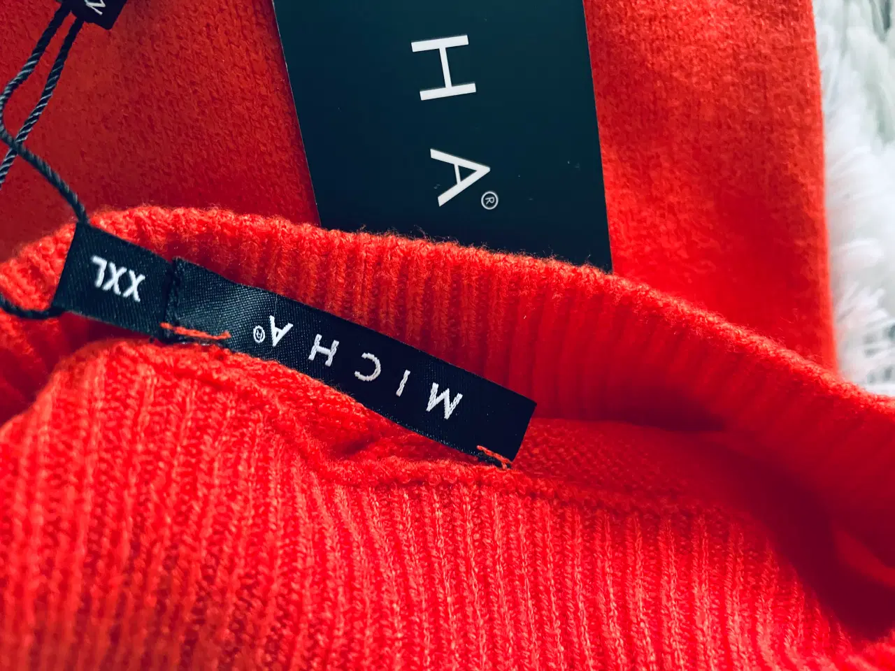 Billede 4 - NY sweater fra Micha 
