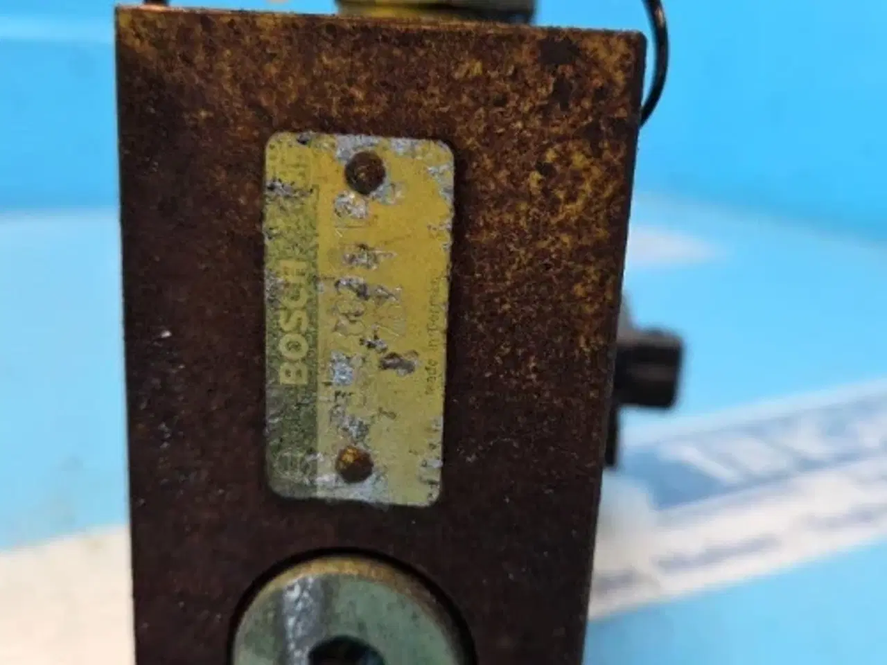 Billede 7 - New Holland TX68 Hydraulikventil 84097019