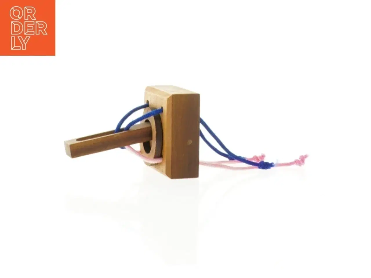 Billede 6 - Træ puslespil med snore (str. 9 x 6 x 6 cm)