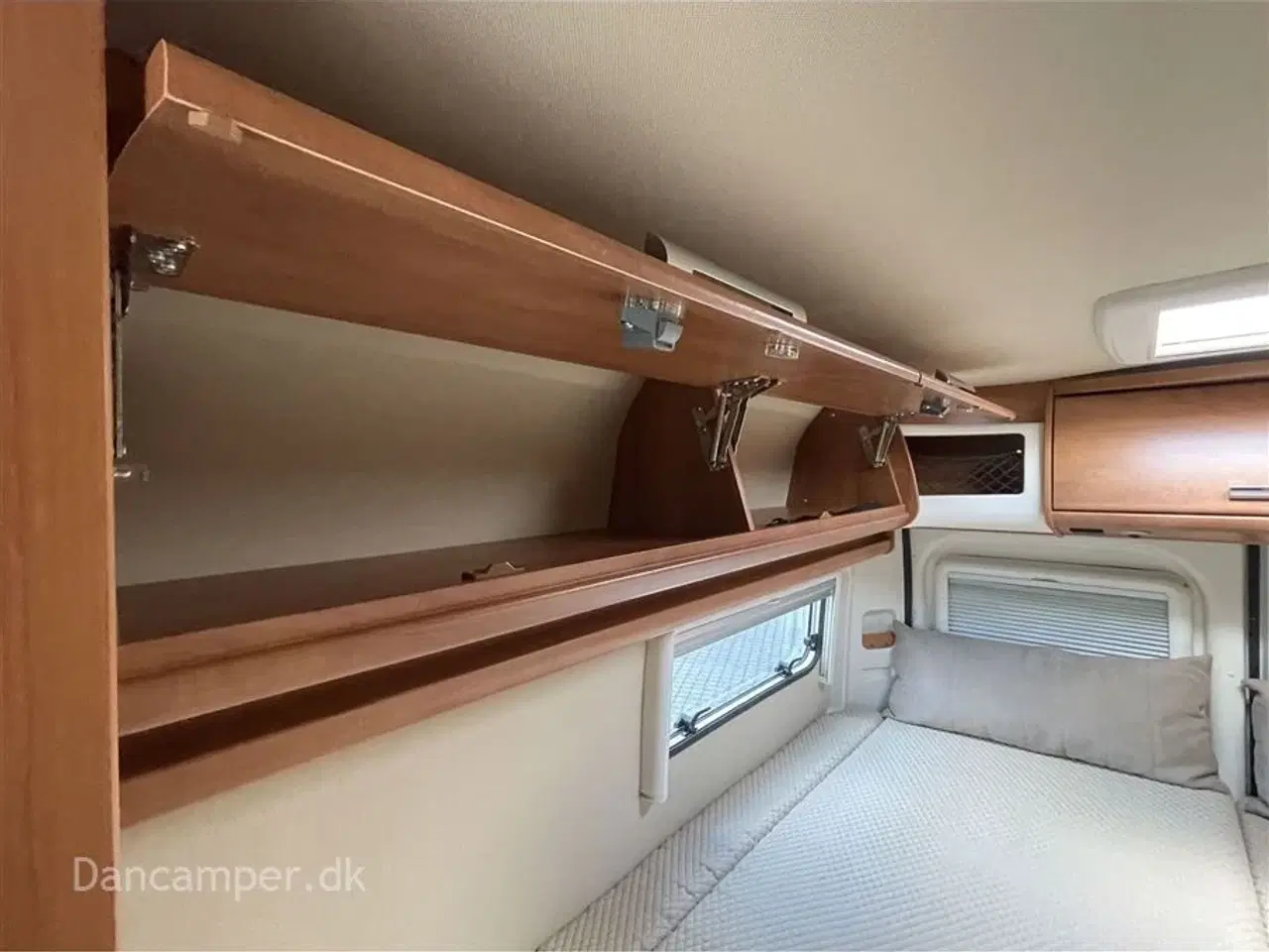 Billede 24 - 2020 - Carthago premium van 640 LE   Luksusvan, 140Hk   9-trins Automatgear, enkeltsenge, alufælge, navigation, træk