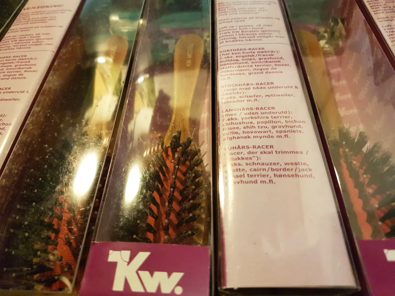 Billede 2 - pomeranian strømper  og kv. børster