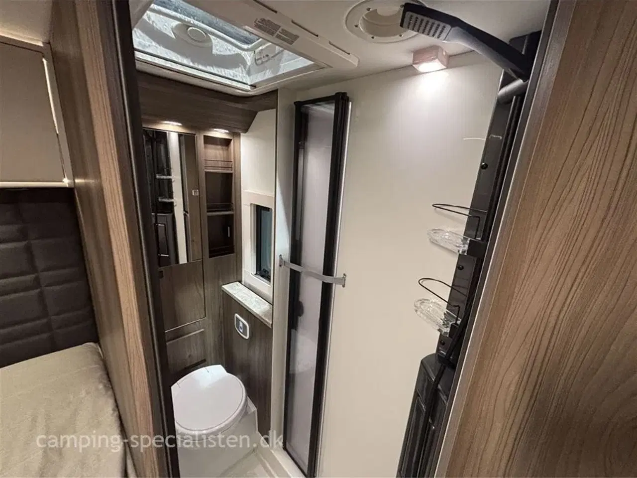 Billede 12 - 2026 - Kabe Novum C720 LXL   Kabe Novum