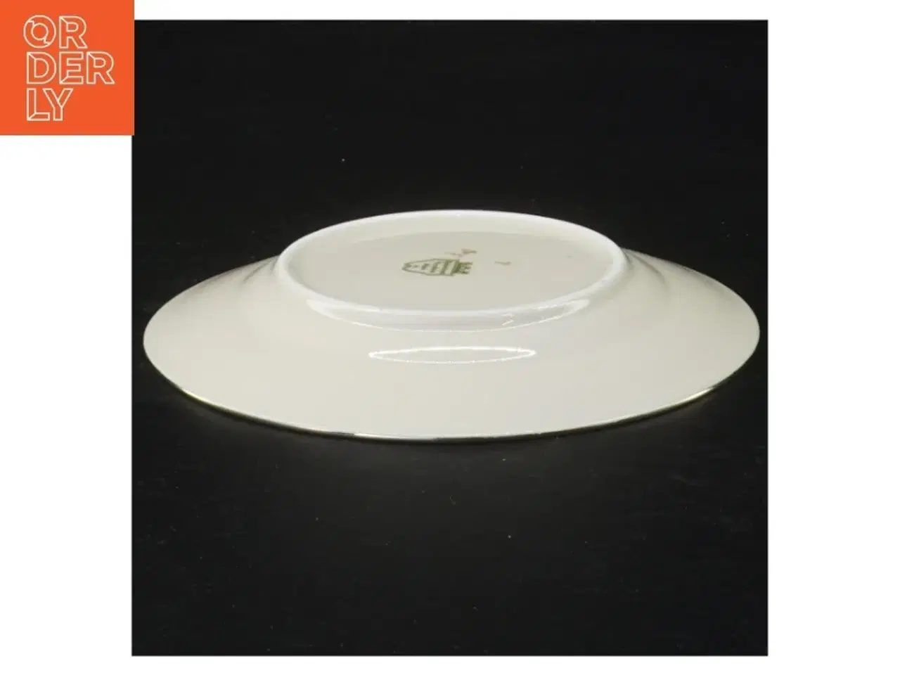 Billede 2 - Porcelænstallerkner med blomstermotiv fra Københavns Porcellains Maleri (str. Diameter 16 cm)