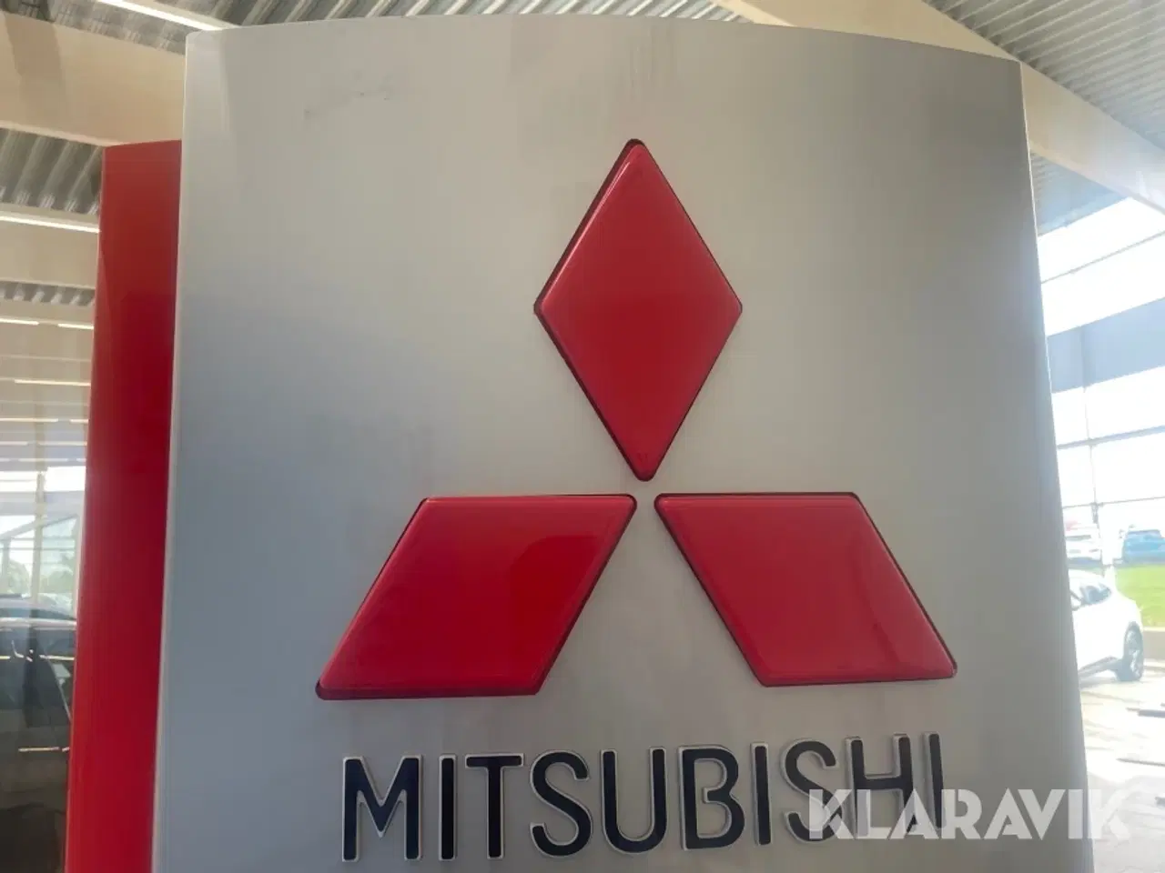 Billede 5 - Skilt med Mitsubishi motors