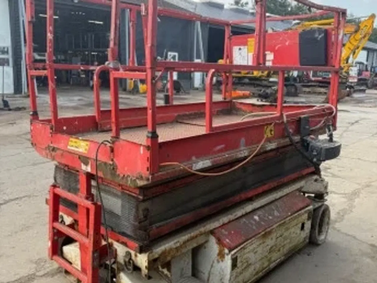 Billede 3 - Saxlift med nye batterier