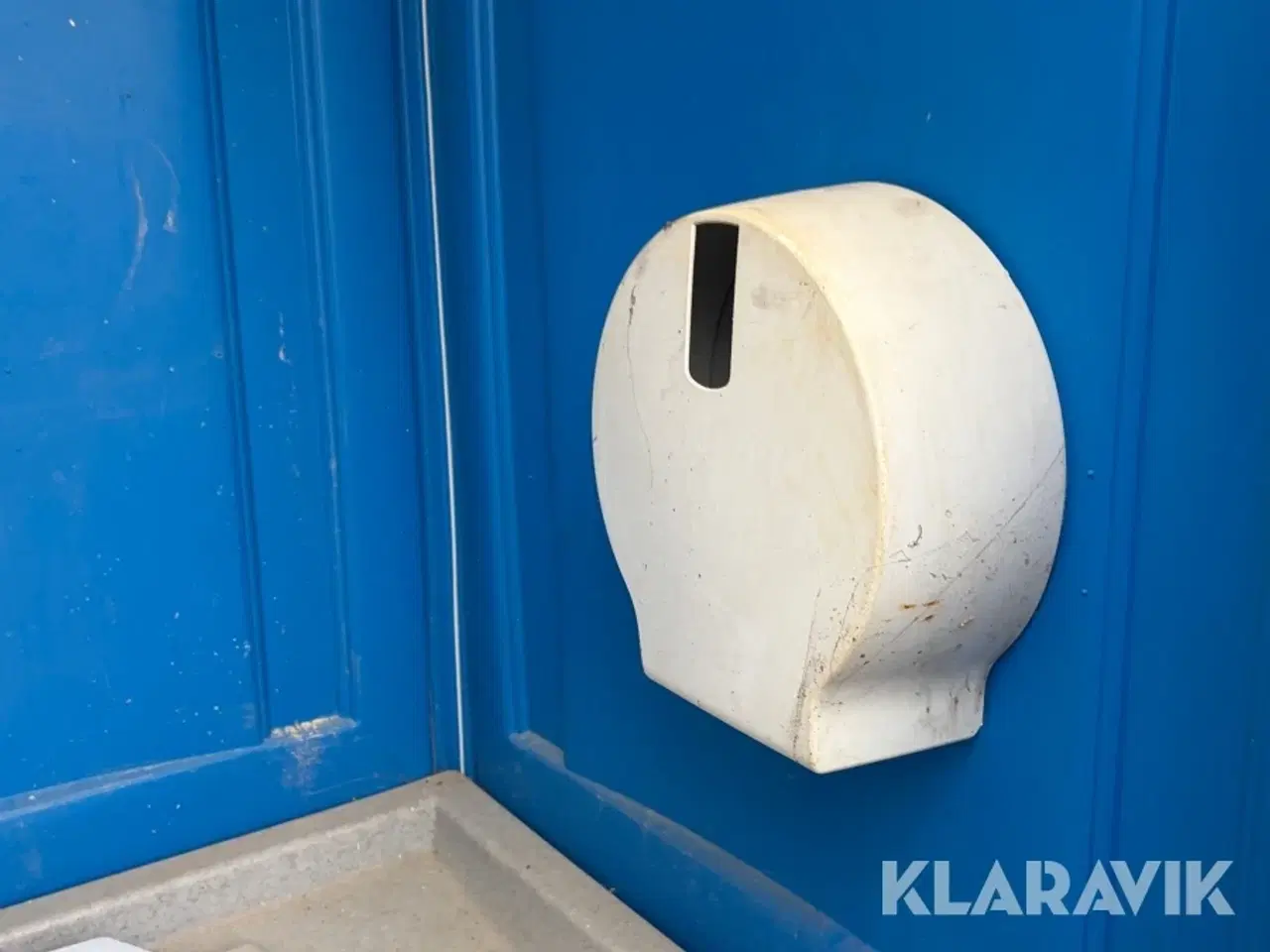 Billede 11 - Toilet- og badeskur med tank 220l