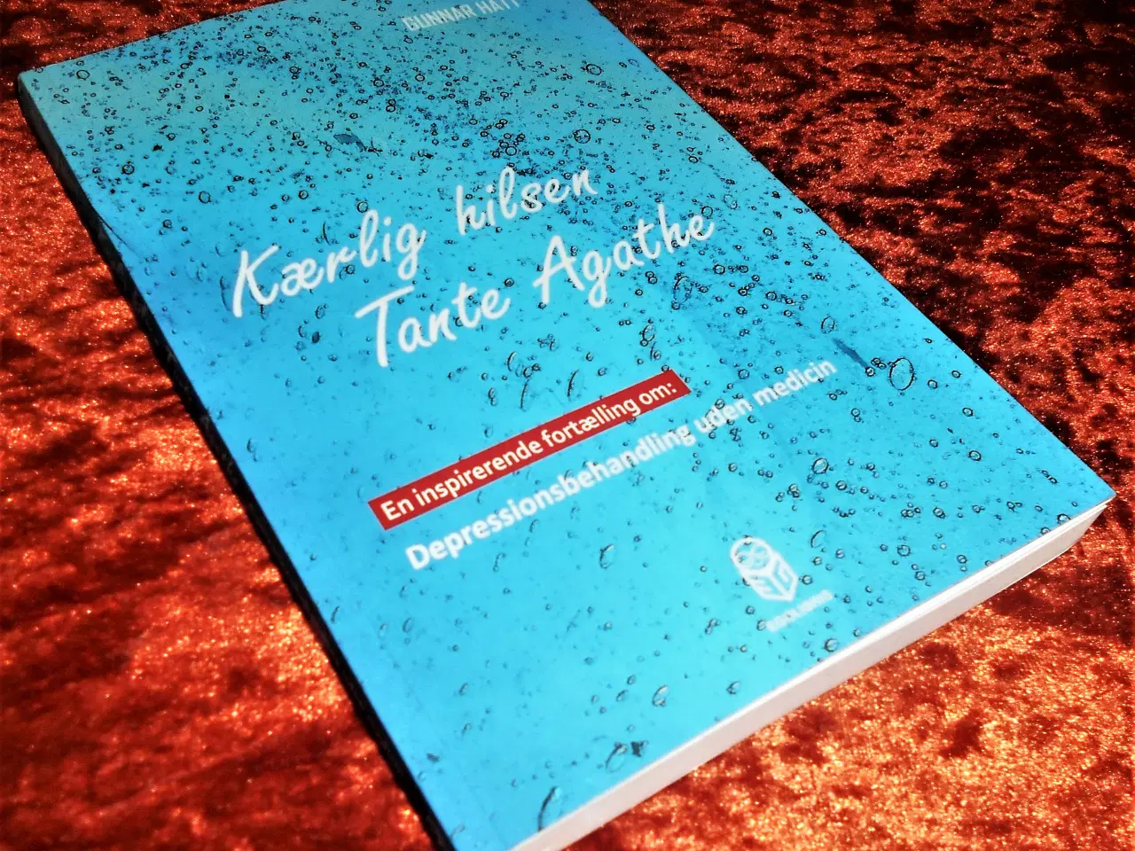 Billede 1 - Kærlig hilsen Tante Agathe, Gunnar Hatt