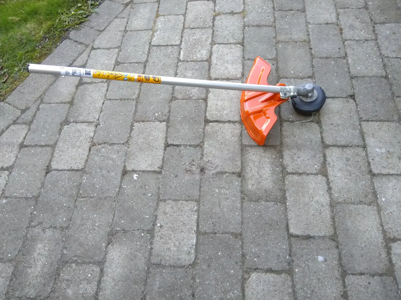 Billede 1 - Kant trimmer til Husqvarna kombi