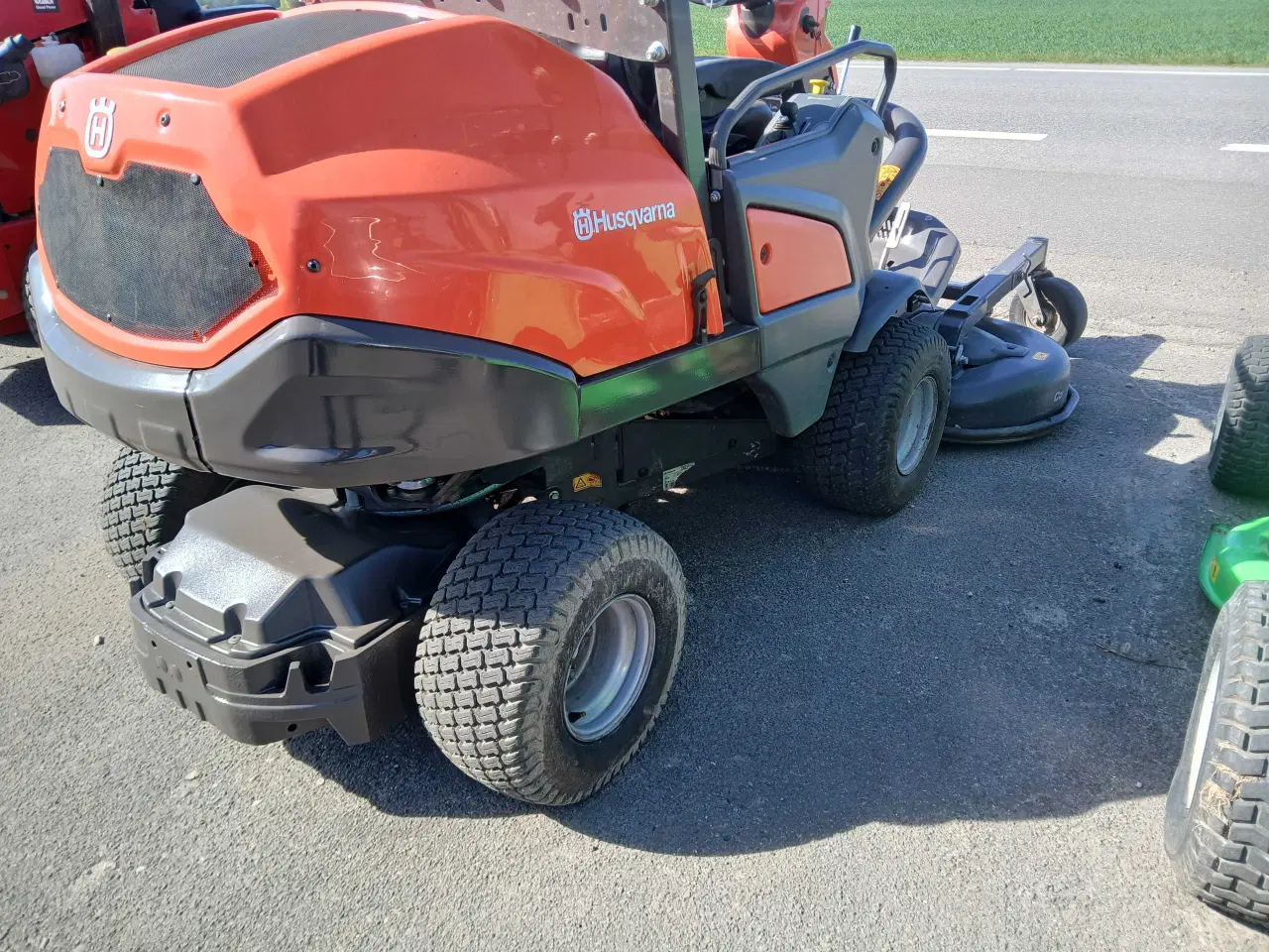 Billede 2 - Havetraktor huskvarna P520 AWD DIESEL 