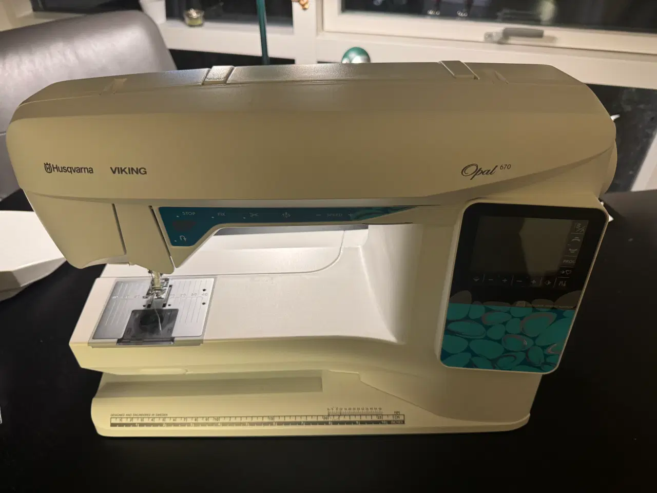 Billede 1 - Husquvana symaskine