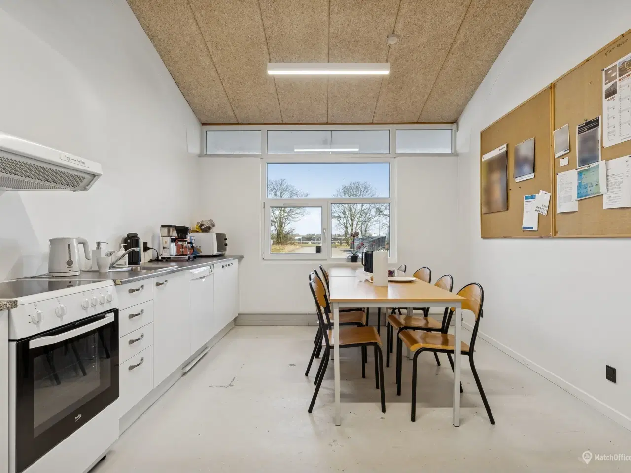 Billede 5 - Synlig og velbeliggende erhvervsejendom med stabile lejere i Vamdrup