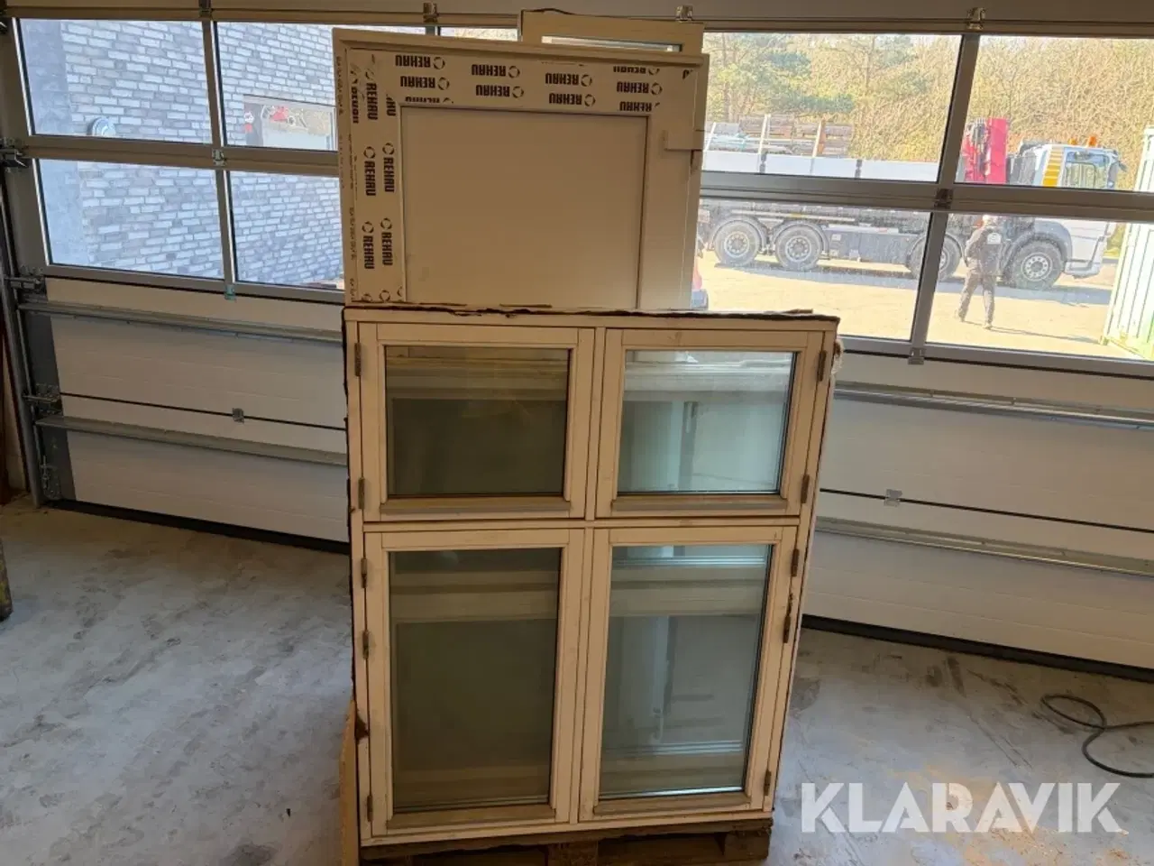 Billede 2 - Blandet vinduer og døre 6 styk