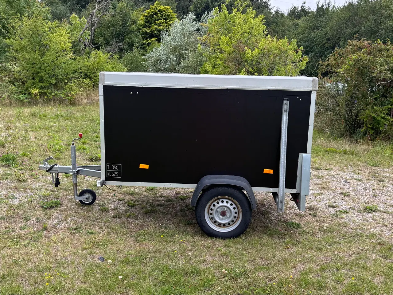 Billede 1 - Lukket trailer 750 Kg