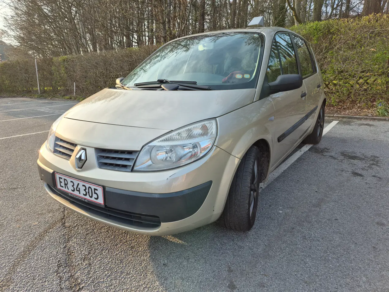 Billede 3 - Renault Scenic 1.6 16V – Perfekt familiebil til en