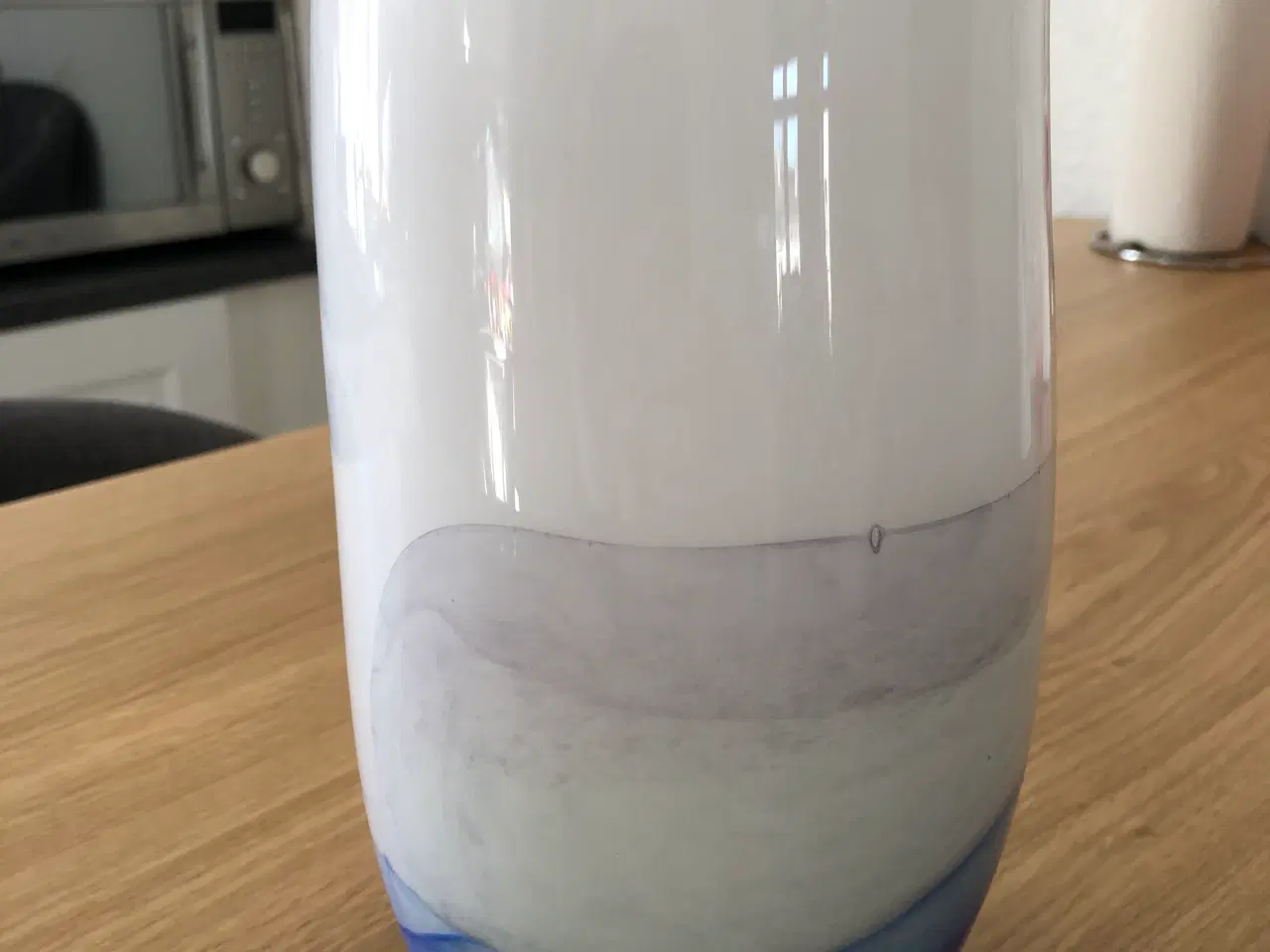 Billede 1 - Mundblæst vase fra Hedegård Glashytte