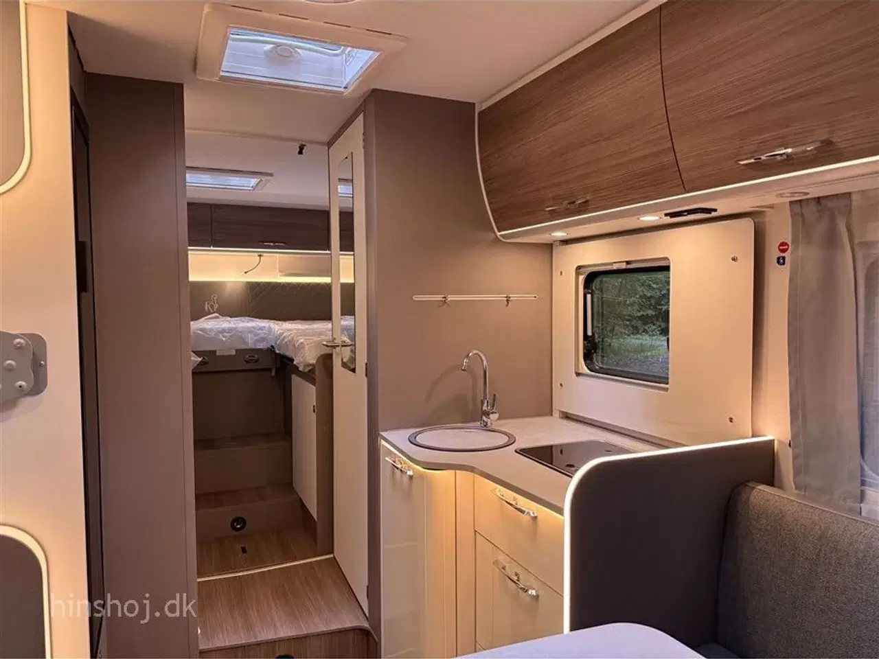 Billede 14 - 2025 - Etrusco T 7400 SBC   Etrusco Autocamper by Hymer – Komfort og Elegance fra Italien