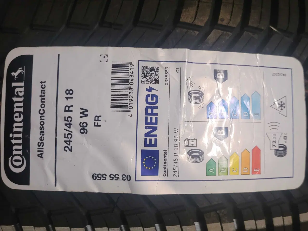 Billede 1 - 245 / 45 R 18