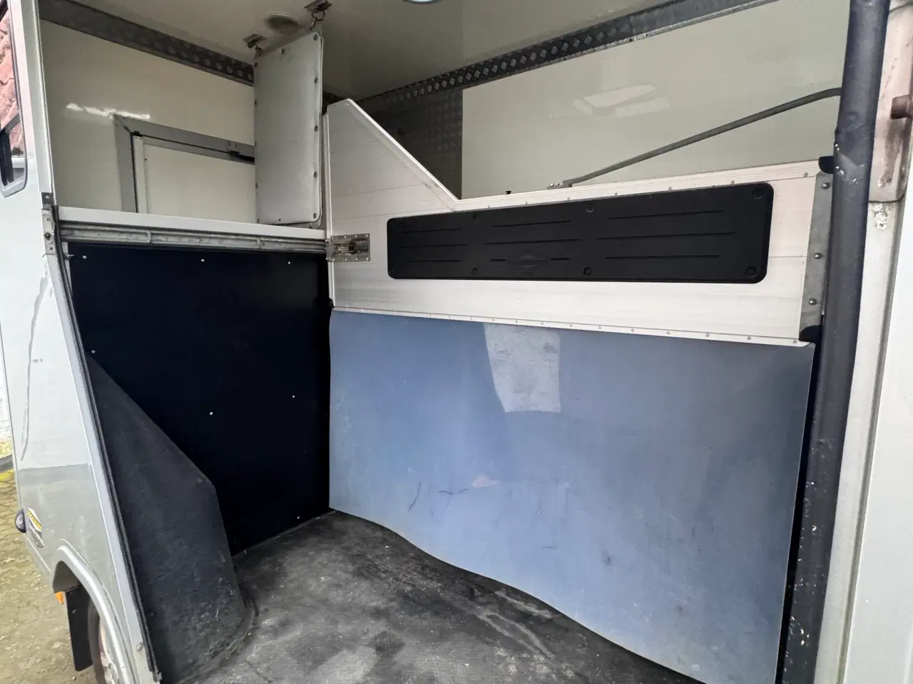 Billede 7 - Brugt Böckmann hestetransporter