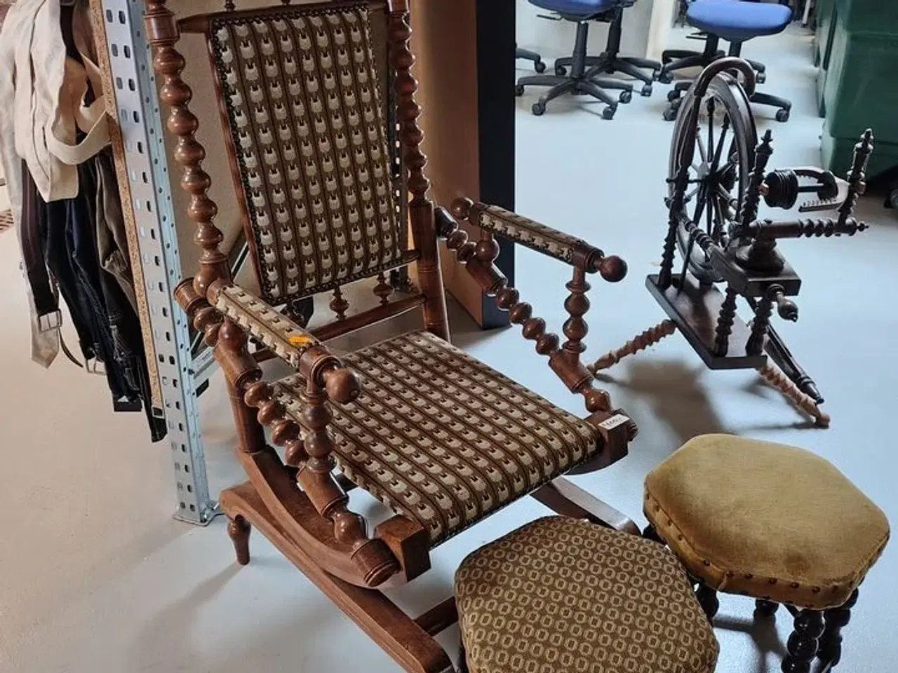 Billede 1 - Gyngestol med skamler