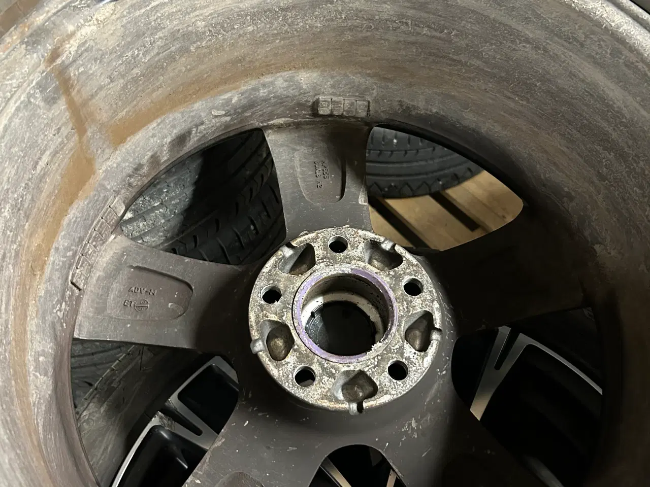 Billede 6 - 18” fælge med dæk