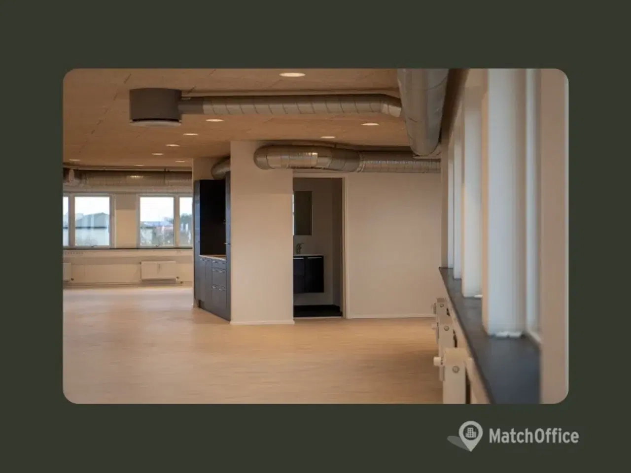 Billede 9 - Storrumskontor med attitude og stil