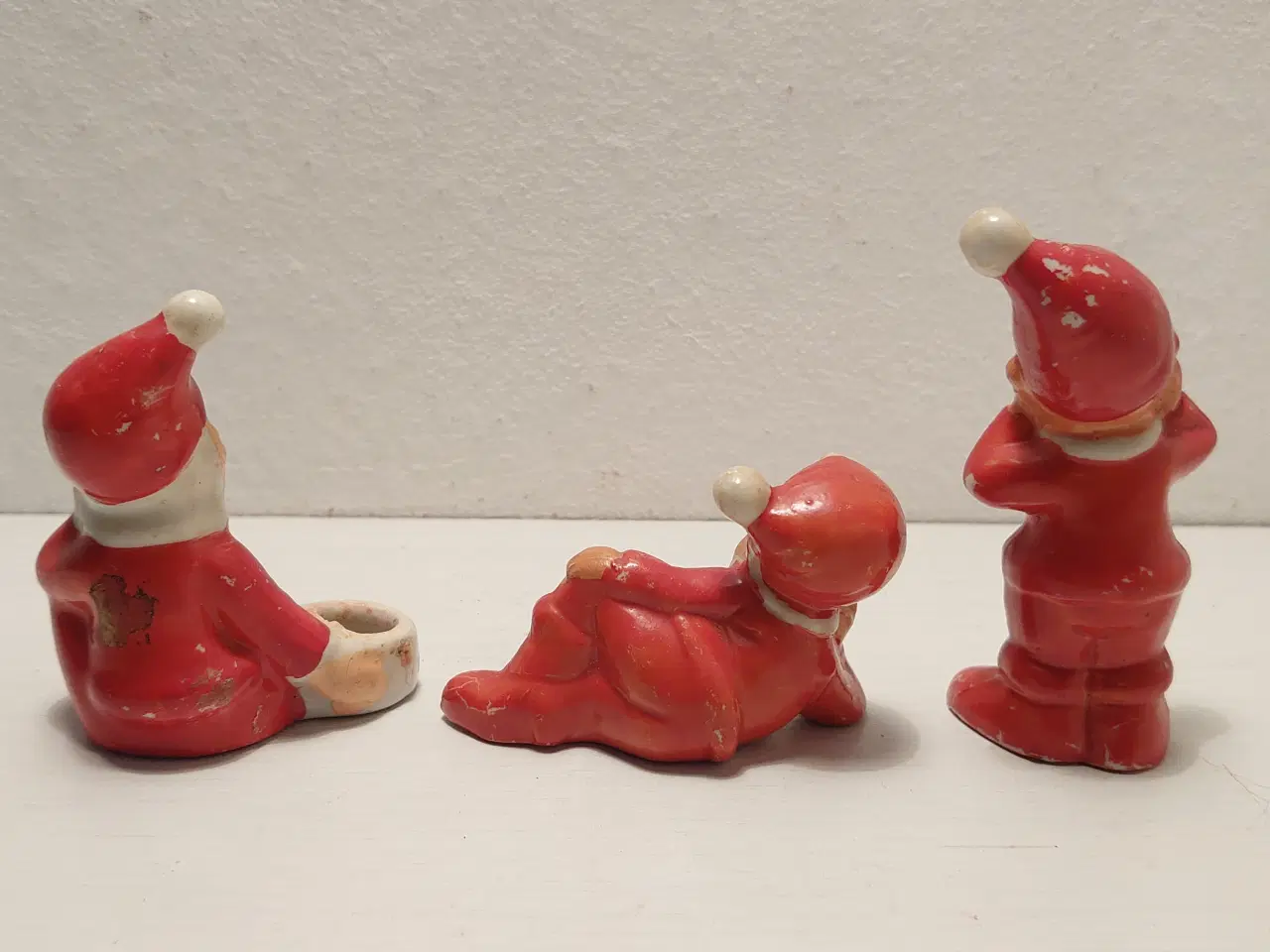 Billede 2 - 3 gamle porcelænsnisser i fin stand. Højeste 8cm.