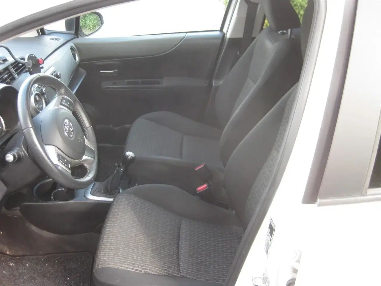 Billede 4 - Toyota Yaris 1,0 VVT-I T2 Style 69HK 5d