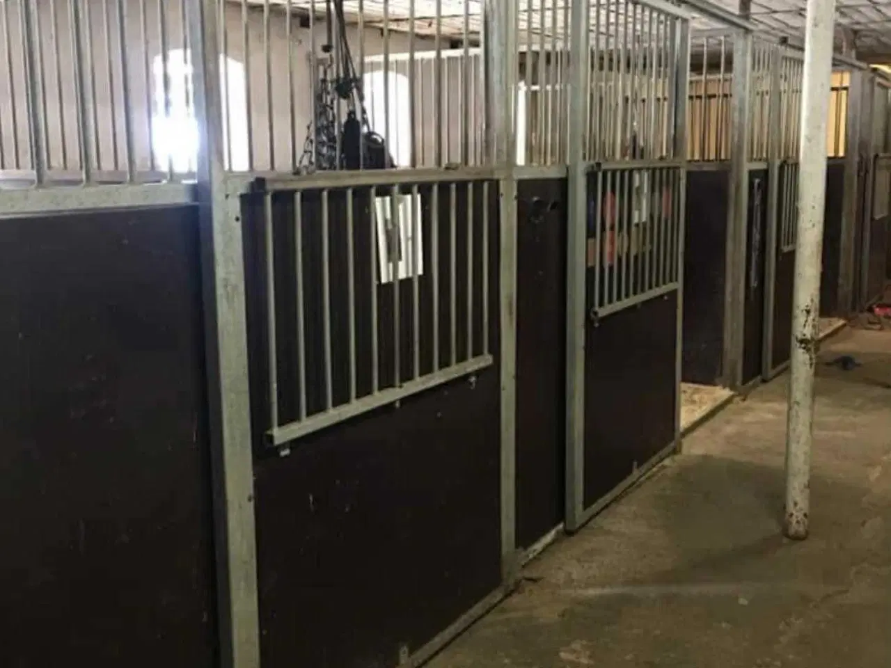 Billede 1 - 4 heste bokse 