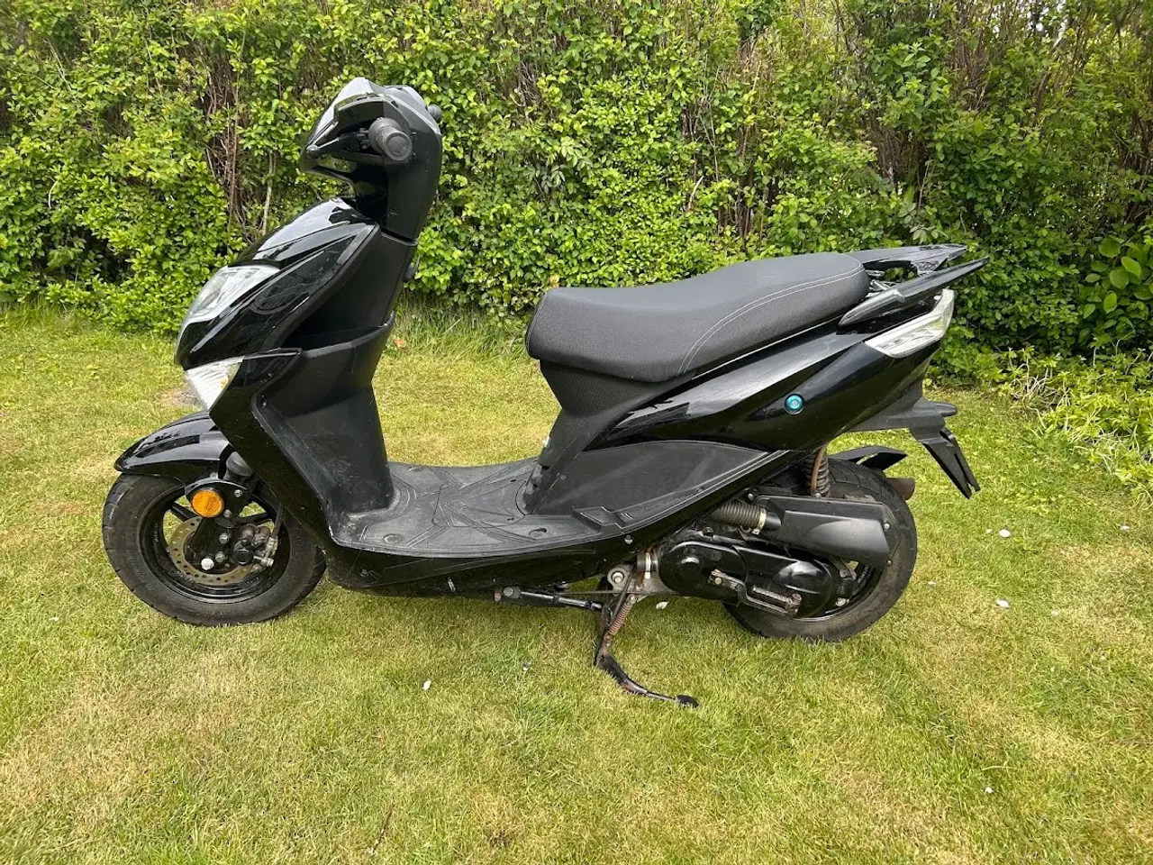 Billede 2 - Fin VGA Explora med kun 3500km
