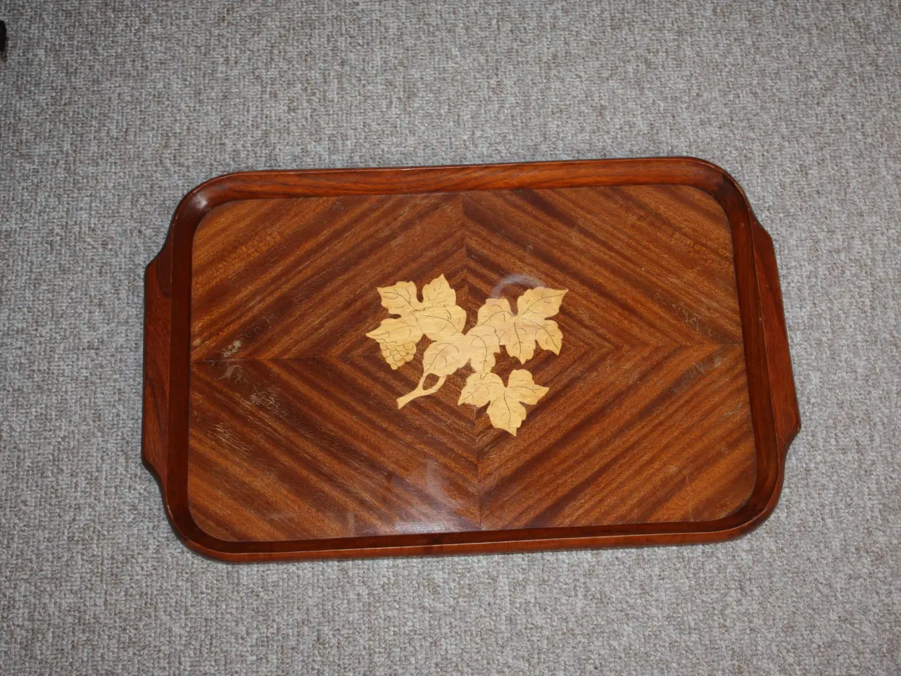 Billede 1 - Serveringsbakke med intarsia