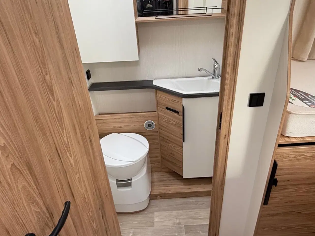 Billede 8 - Pilote P 746 FGJ Évidence