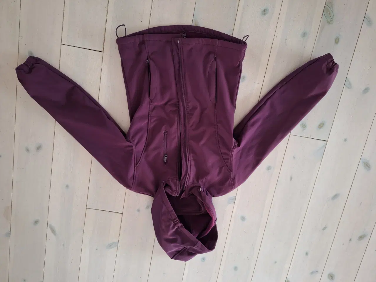 Billede 1 - Softshell jakke, str. 152