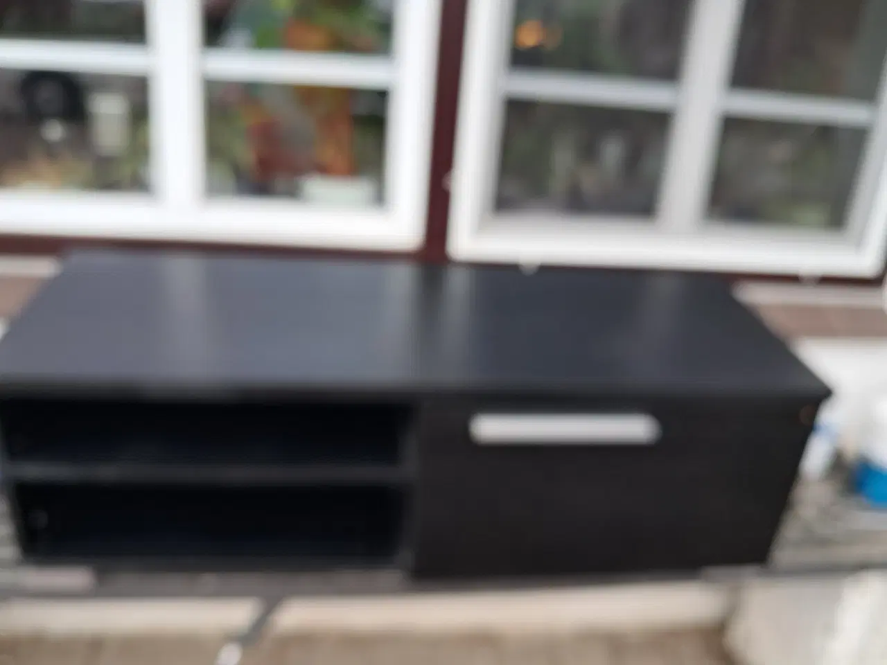 Billede 1 - Tv bord  I sort
