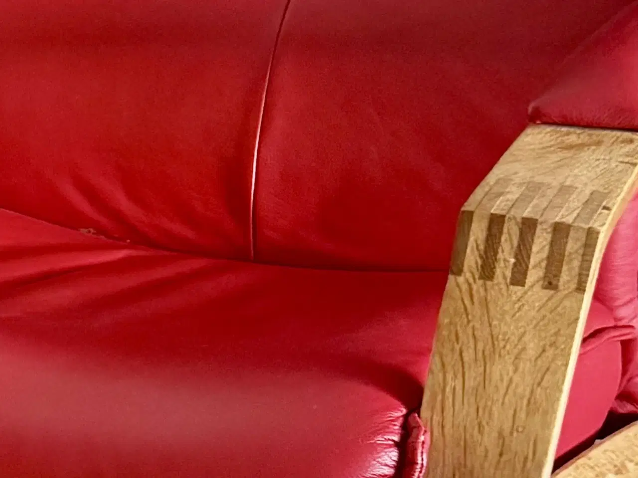 Billede 4 - Fingertappet Egetræsstel - Rødt læder
