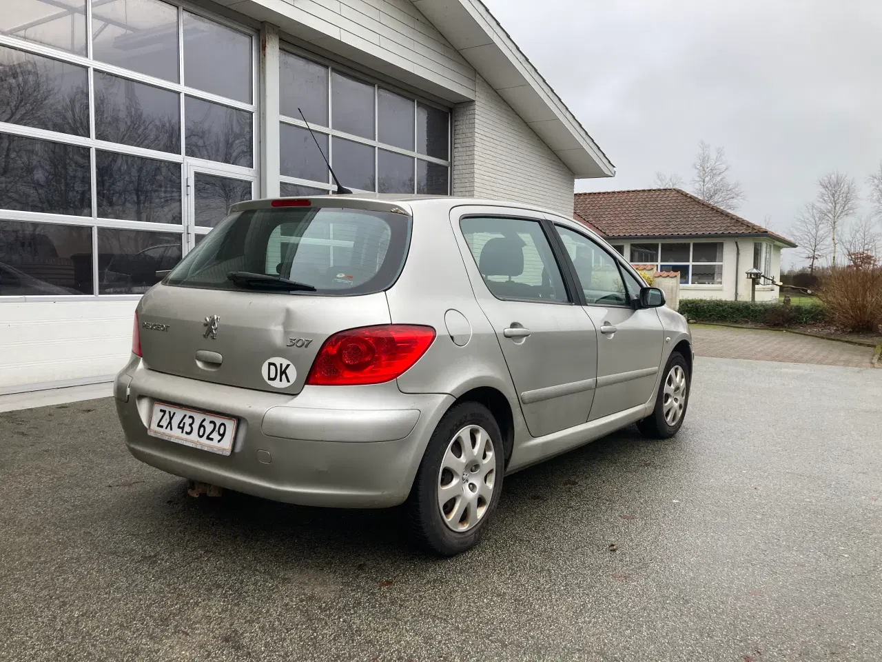 Billede 2 - Velkørende billig bil