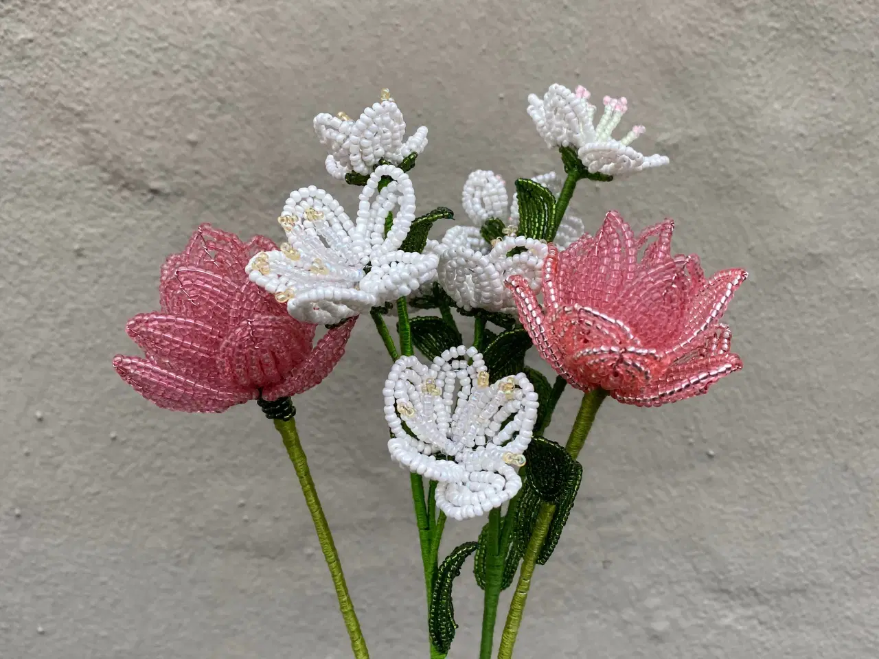 Billede 1 - Unikke evigheds blomster, lavet af perler