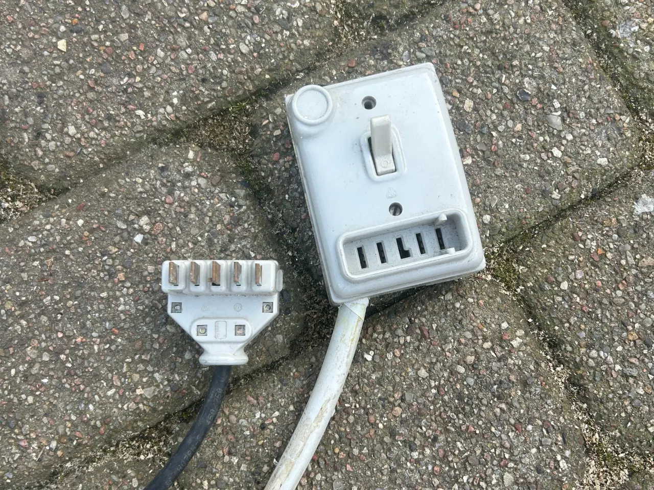 Billede 1 - Kraft stik 10A