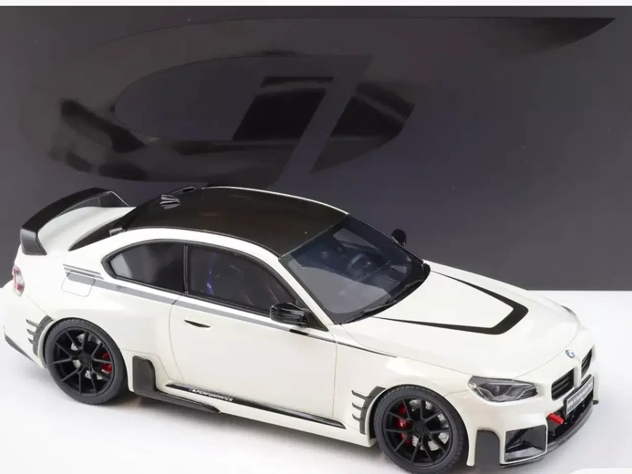 Billede 2 - 1:18 BMW M2 Performance Coupe (G87)