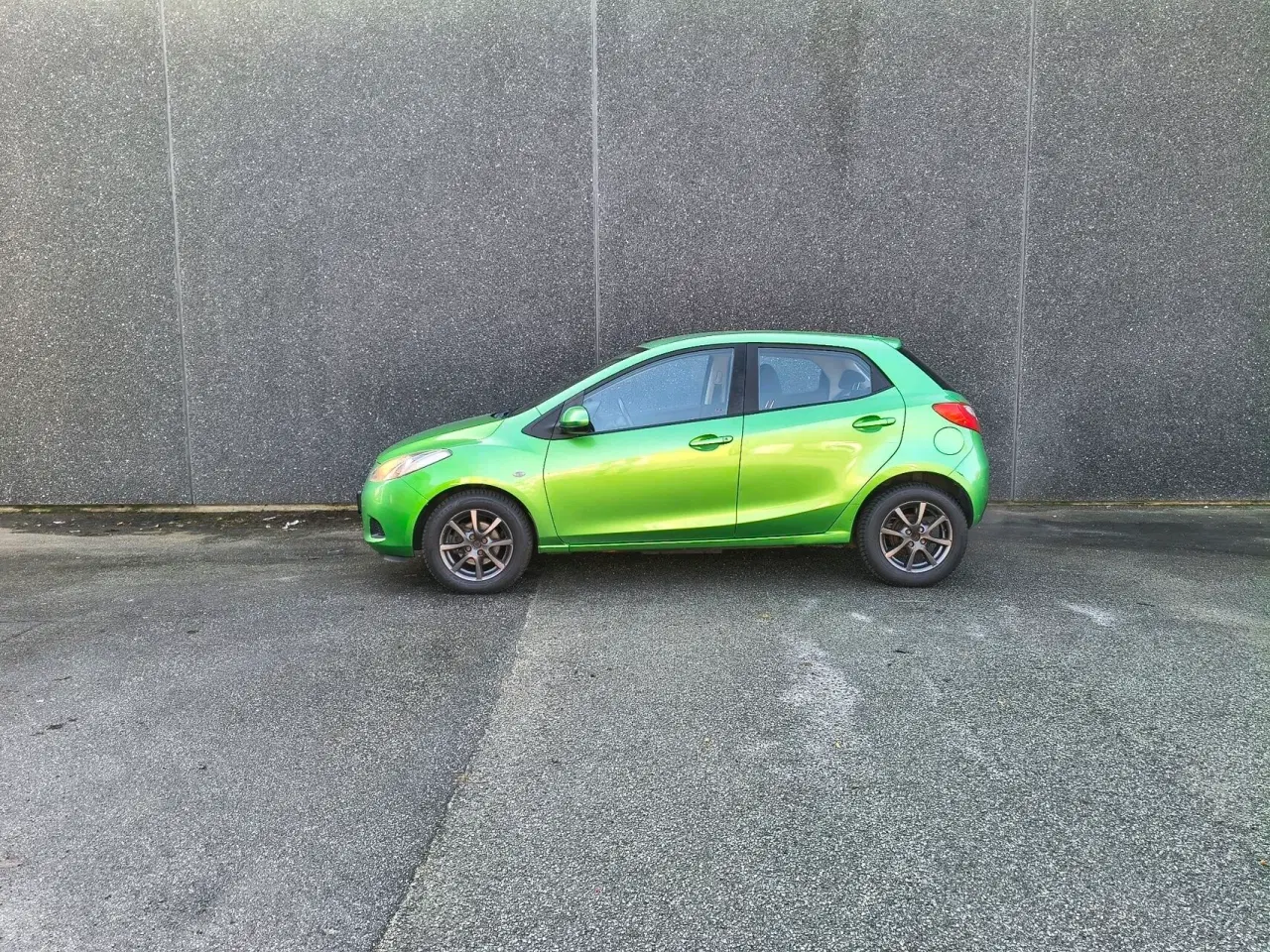 Billede 1 - Mazda 2 1,3 Advance 86HK 5d