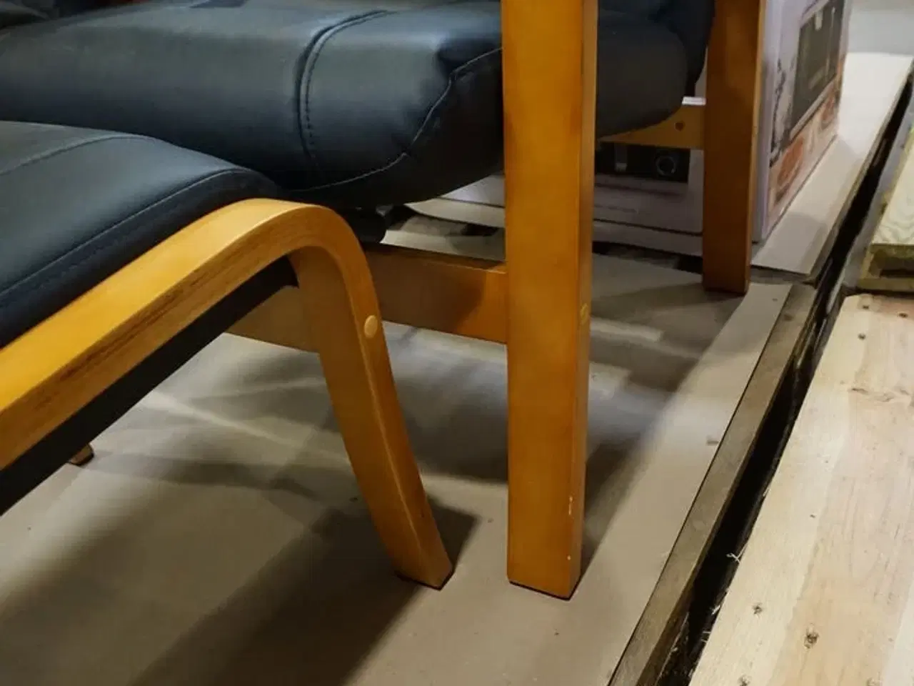 Billede 5 - Otium lænestol inkl. fodskammel - sort PU-læder